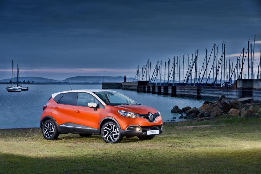  Renault Captur 2015 года  (ZA) (фото 6 из 14)